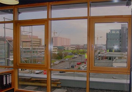 影响铝合金门窗价格的因素